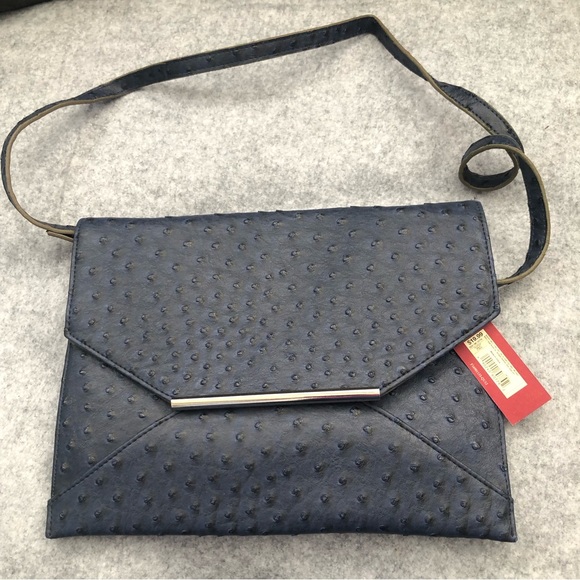 MERONA CLUTCH - Picture 1 of 4
